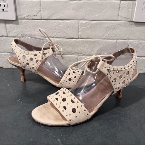 Stuart Weizmann sz 11N Circular strappy studded kitten heels in cream leather - Picture 6 of 15